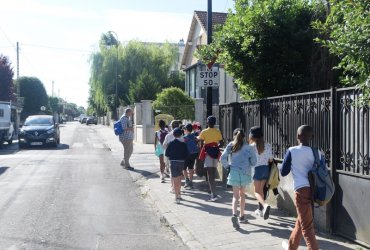 LES ENFANTS VISITENT LE CENTRE DE MAINTENANCE RATP