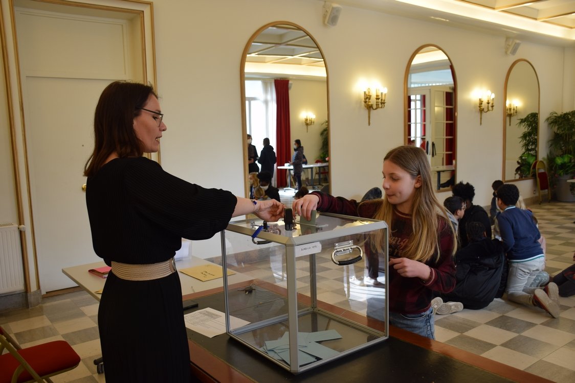 LES ÉCOLES VOTENT POUR LE PRIX DU LIONCEAU NOIR