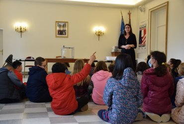 LES ÉCOLES VOTENT POUR LE PRIX DU LIONCEAU NOIR